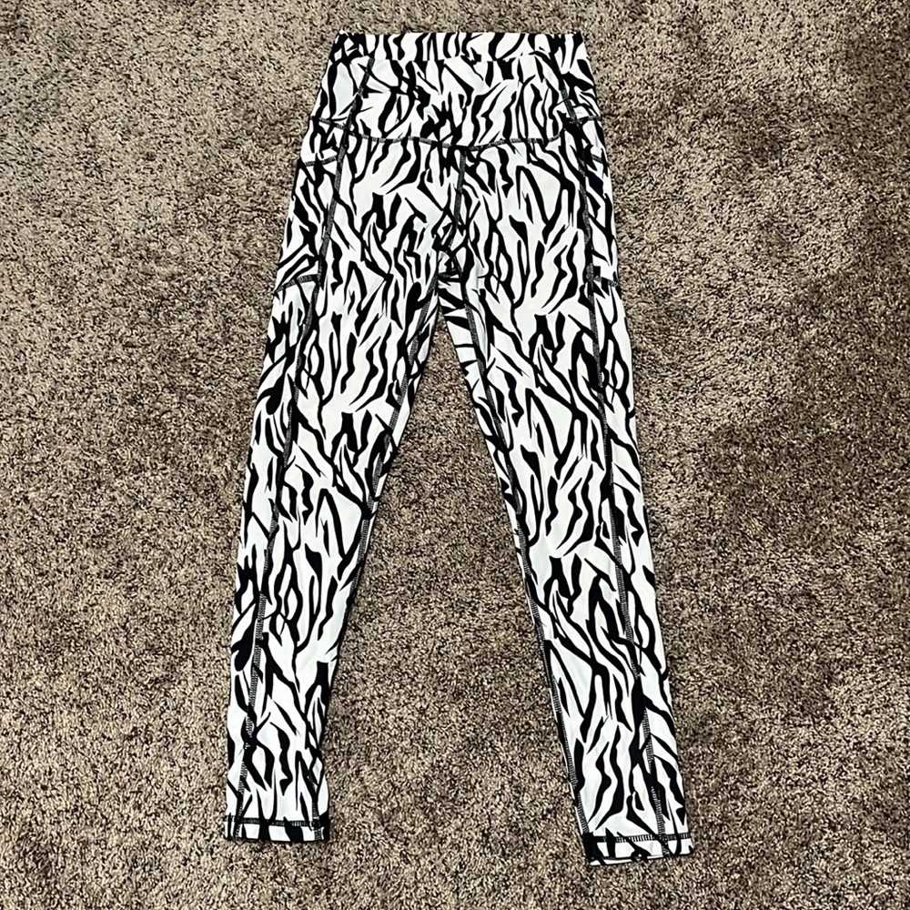 Zyia active leggings.